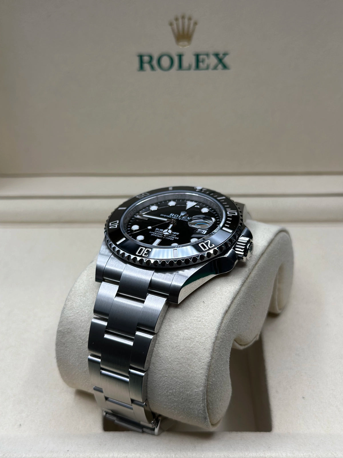 Rolex Submariner Black Dial on Oyster 126610LN Papers 2026