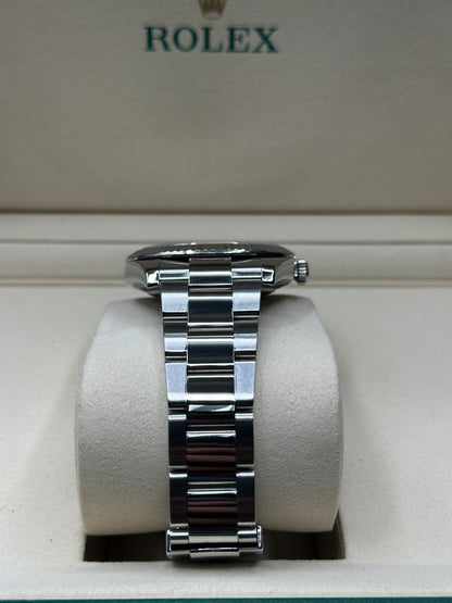 Rolex Datejust 41 Black Index Dial on Oyster 126334 Papers 2020