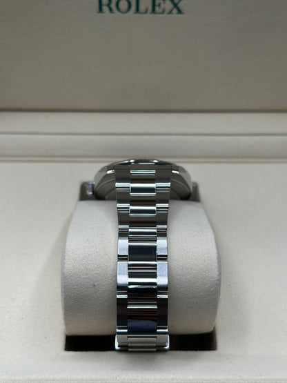 Rolex Datejust 41 Black Index Dial on Oyster 126334 Papers 2020