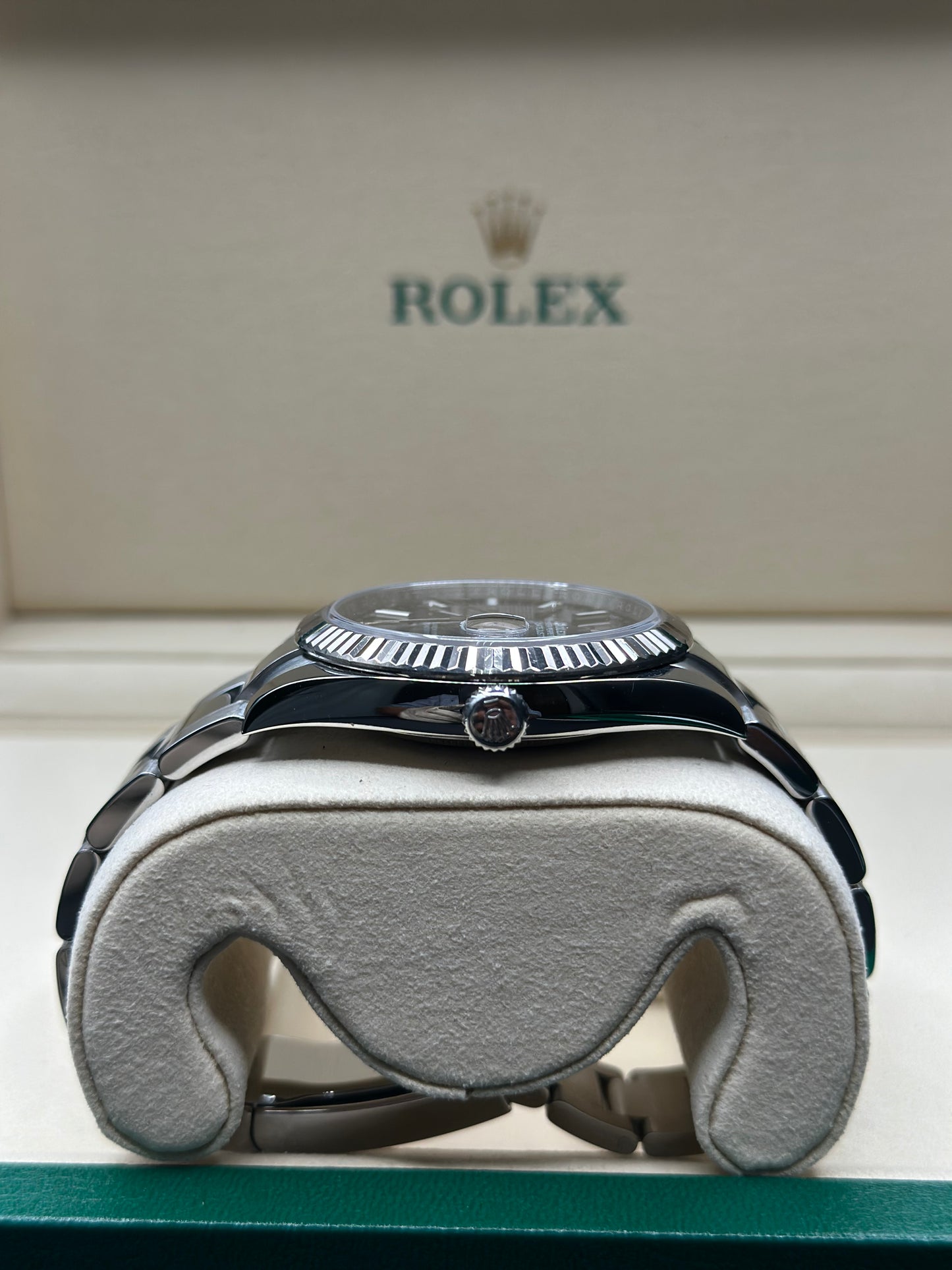 Rolex Datejust 41 Black Index Dial on Oyster 126334 Papers 2020