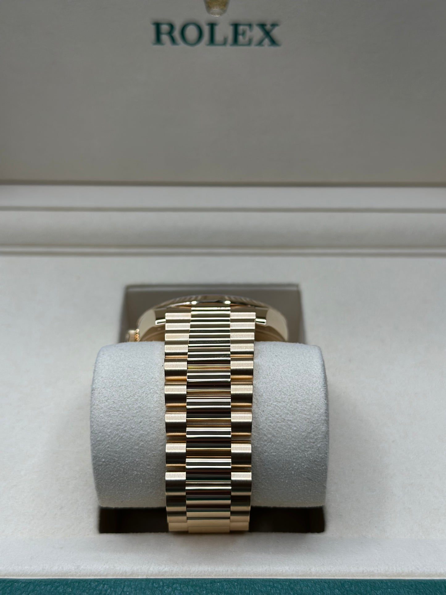 Rolex Day-Date 40 Green Roman Dial on President 228238 Papers 2026