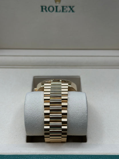 Rolex Day-Date 40 Green Roman Dial on President 228238 Papers 2026