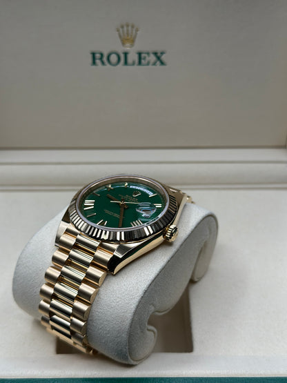 Rolex Day-Date 40 Green Roman Dial on President 228238 Papers 2026