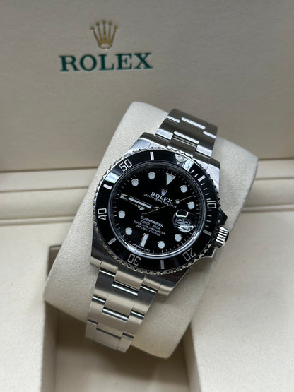 Rolex Submariner Black Dial on Oyster 116610LN Papers 2019