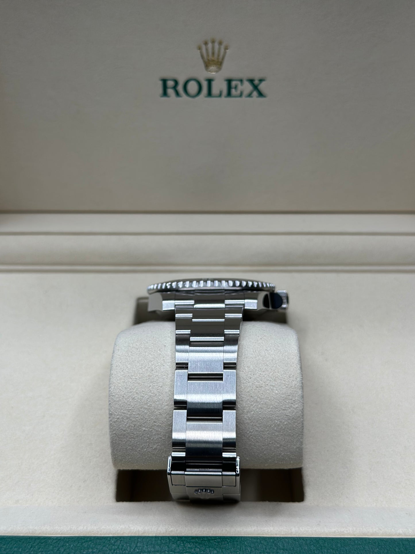 Rolex Submariner Black Dial on Oyster 116610LN Papers 2019