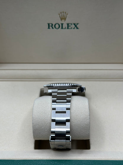 Rolex Submariner Black Dial on Oyster 116610LN Papers 2019