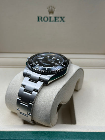 Rolex Submariner Black Dial on Oyster 116610LN Papers 2019