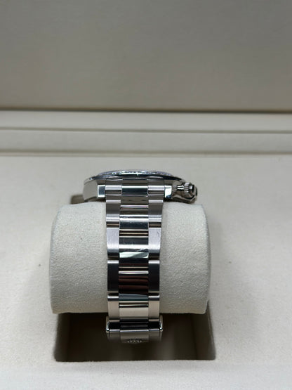 Rolex Daytona Black And White Mother-Of-Pearl Diamond Dial on Oyster 126579rbr Papers 2025