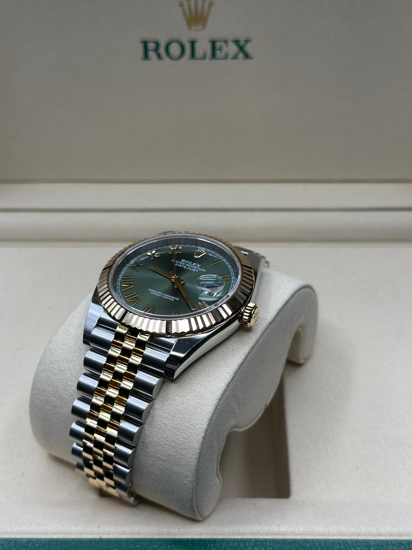 Rolex Datejust 41 Green Roman Dial on Jubilee 126333 Papers 2026