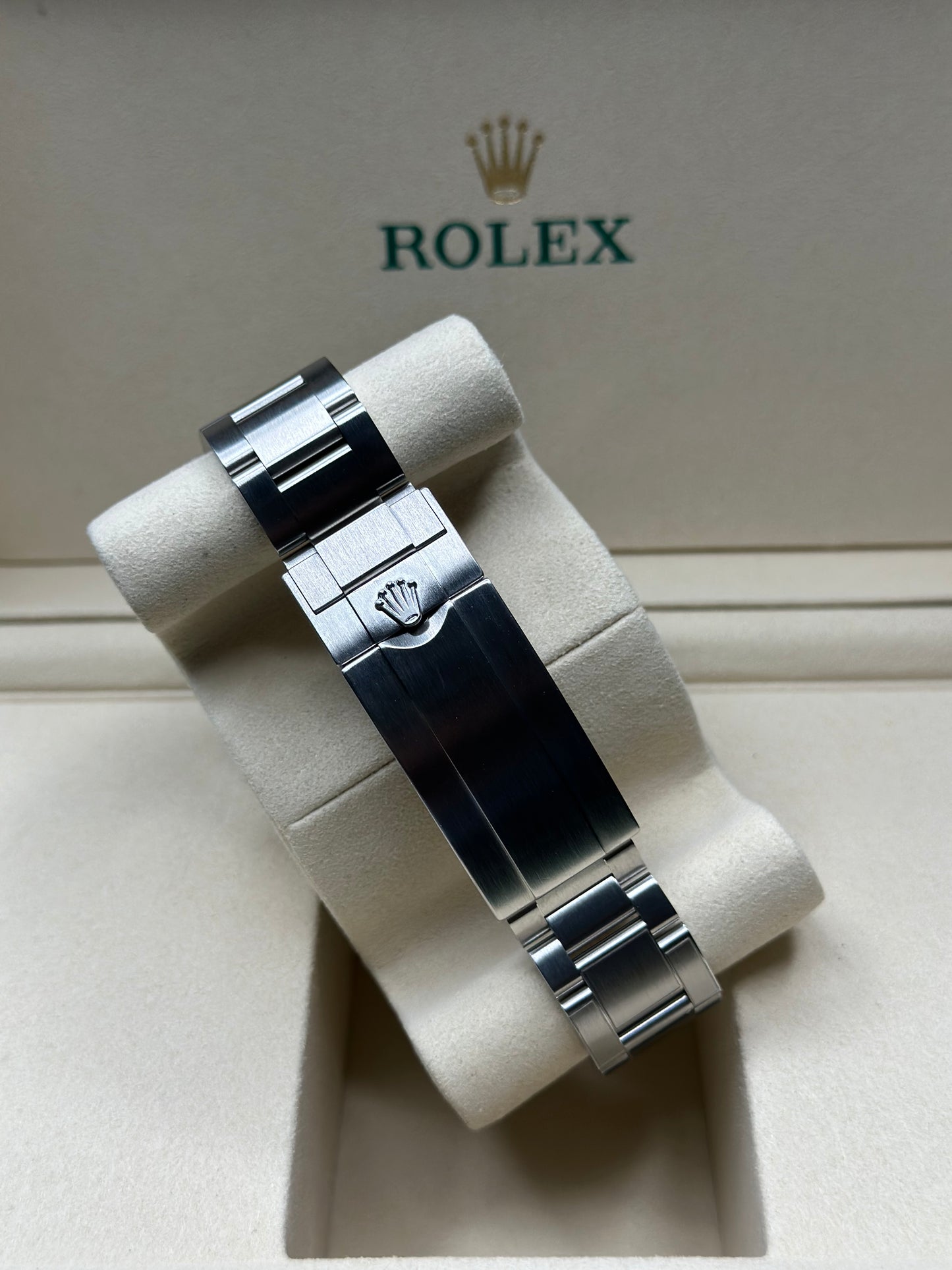 Rolex Submariner No-Date Black Dial on Oyster 124060 Papers 2022
