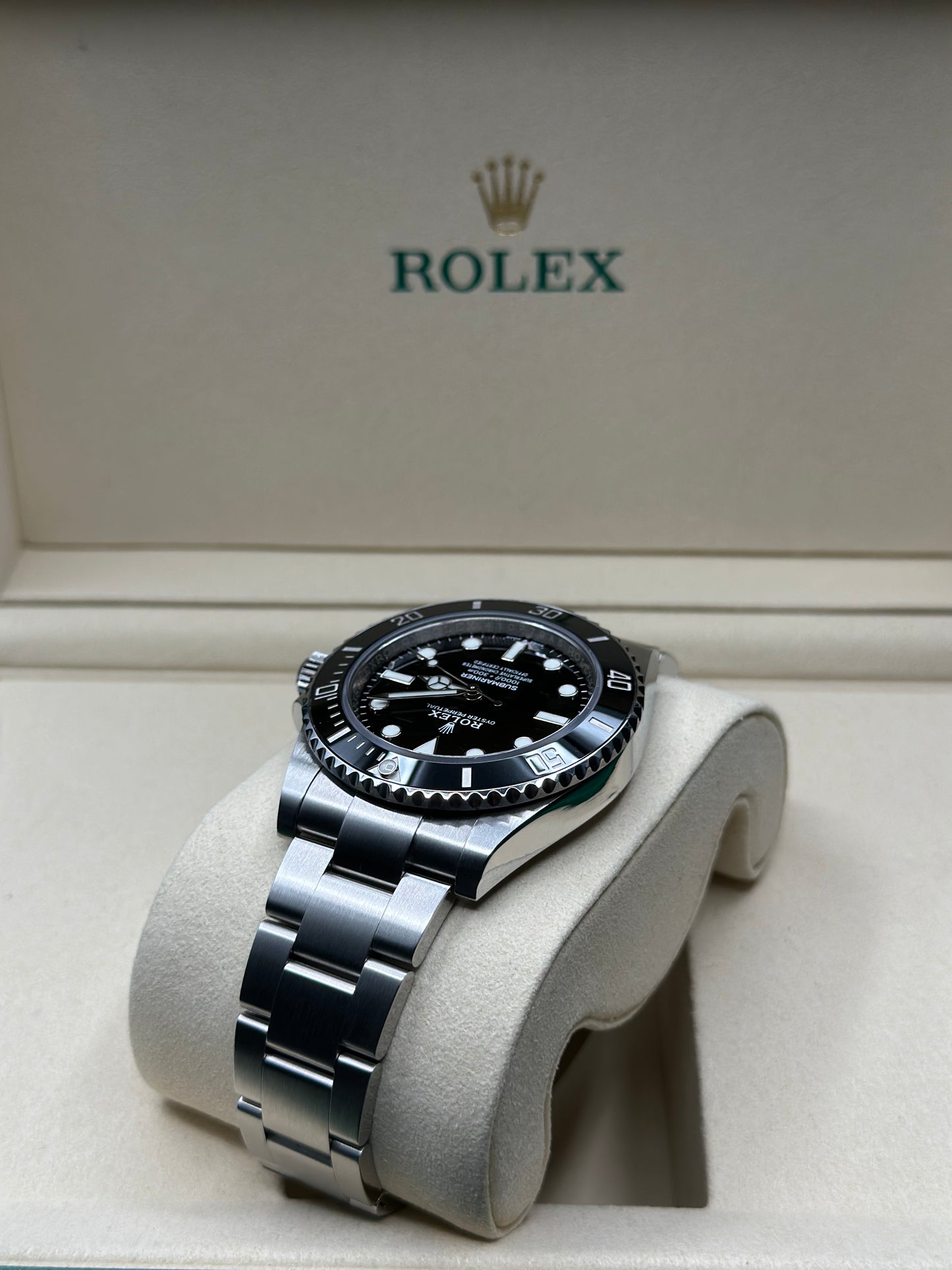 Rolex Submariner No-Date Black Dial on Oyster 124060 Papers 2022
