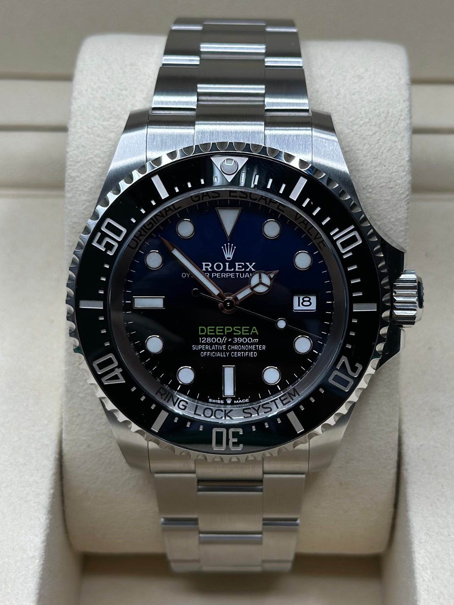 Rolex Sea-Dweller Deepsea James Cameron Blue Dial on Oyster 136660 Papers 2024
