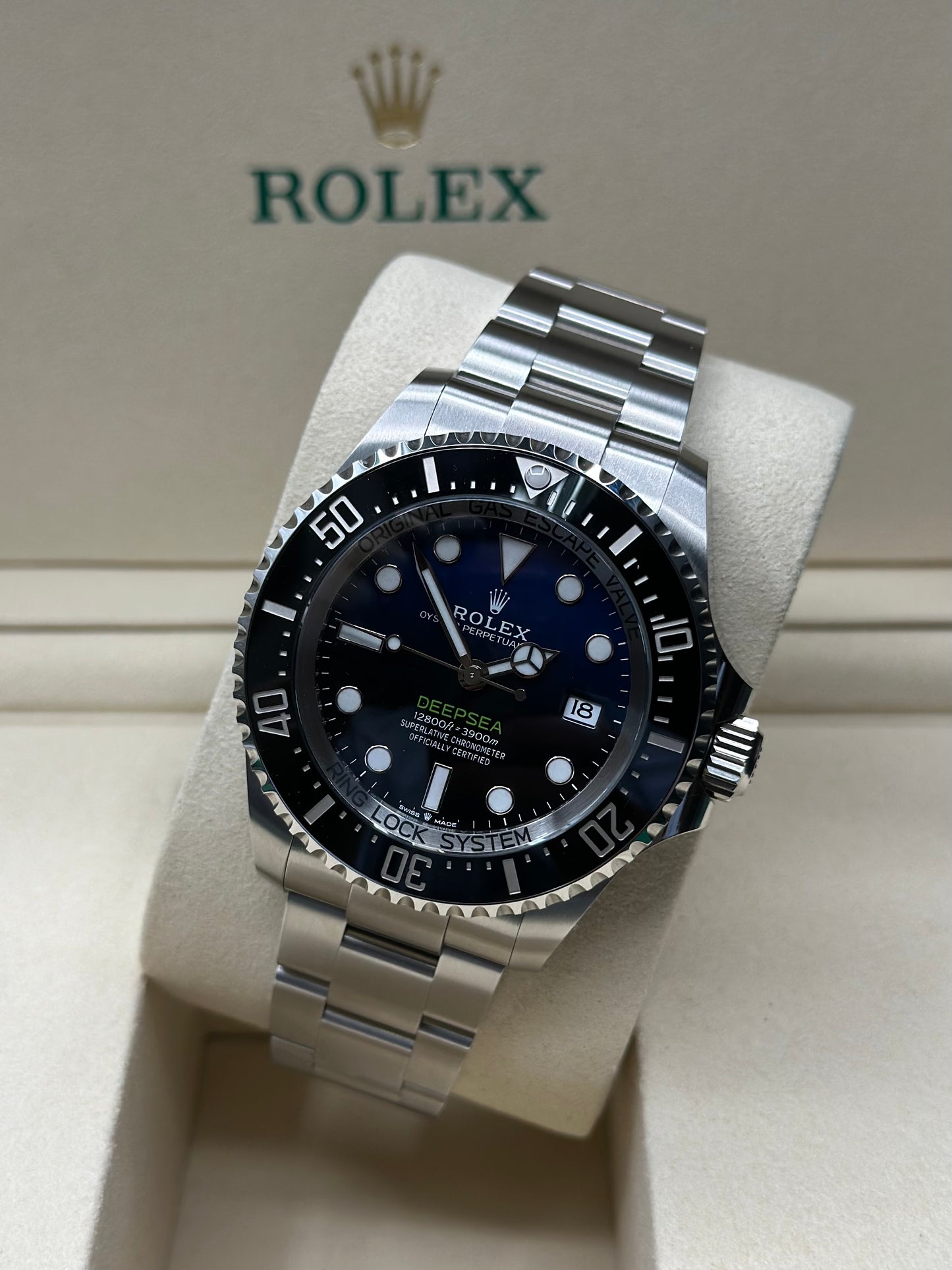 Rolex Sea-Dweller Deepsea James Cameron Blue Dial on Oyster 136660 Papers 2024