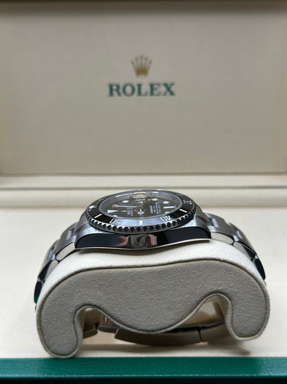 Rolex Submariner Black Dial on Oyster 116610LN Papers 2018