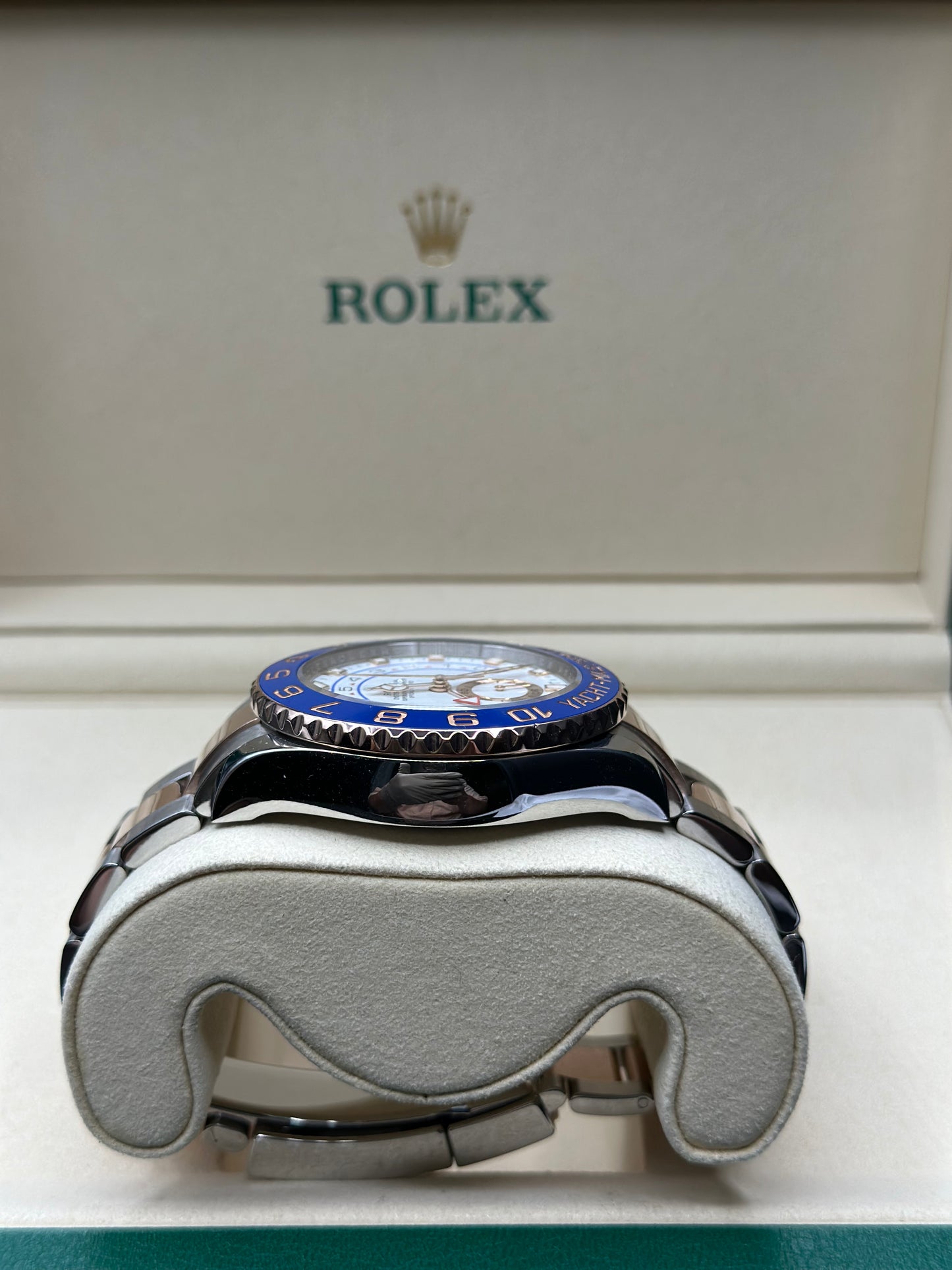 Rolex Yacht-Master II White Dial on Oyster 116681 Papers 2022