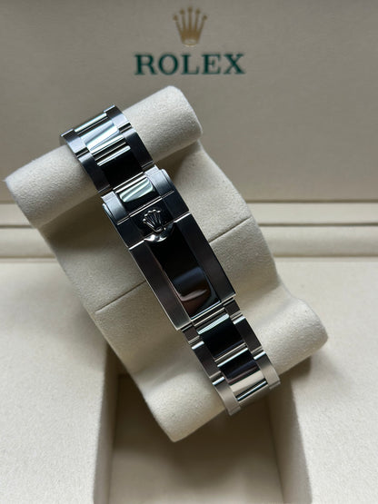 Rolex Daytona "Panda" White Dial on Oyster 116500LN Papers 2017
