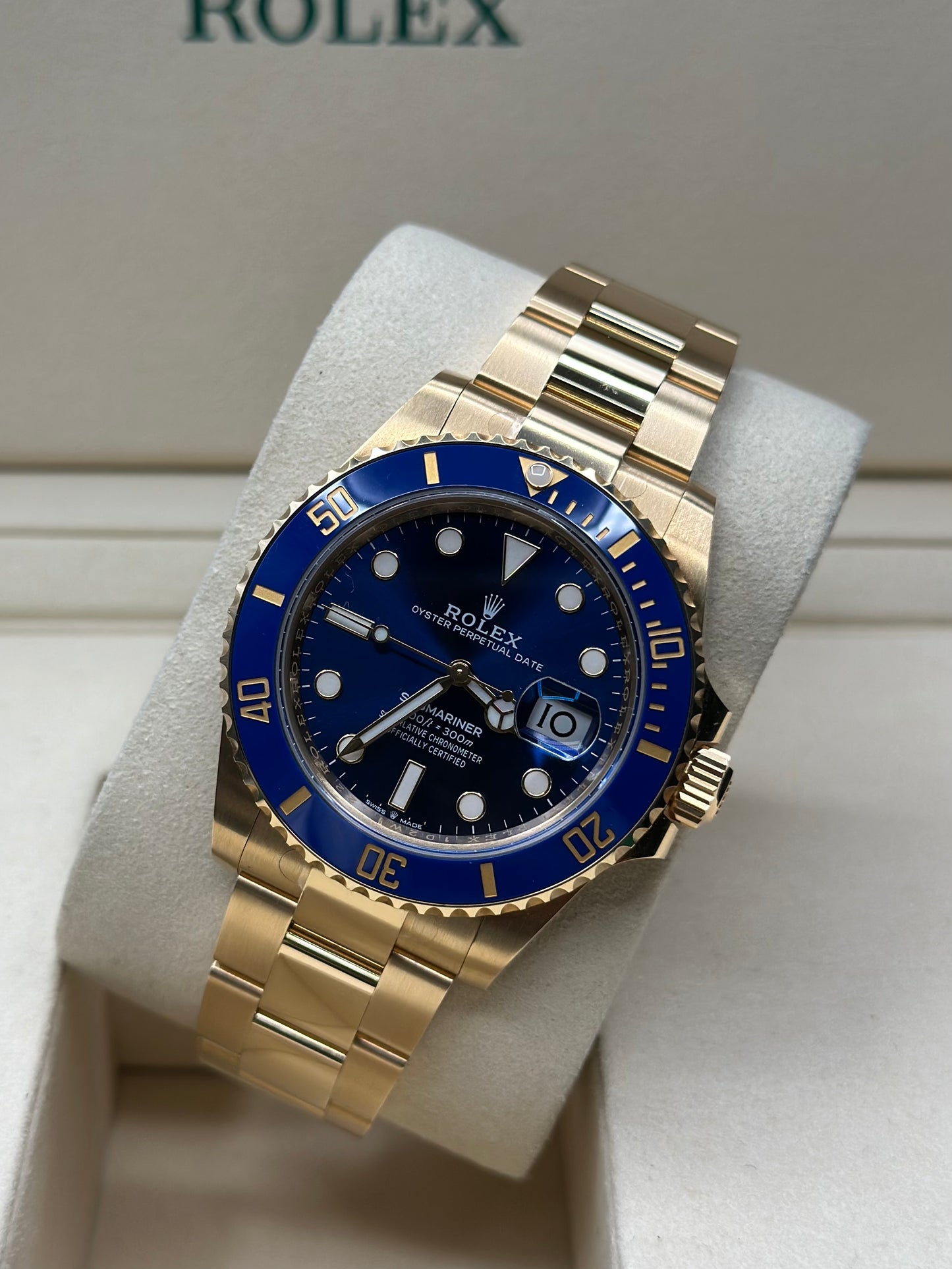 Rolex Submariner Blue Dial on Oyster 126618LB Papers 2024