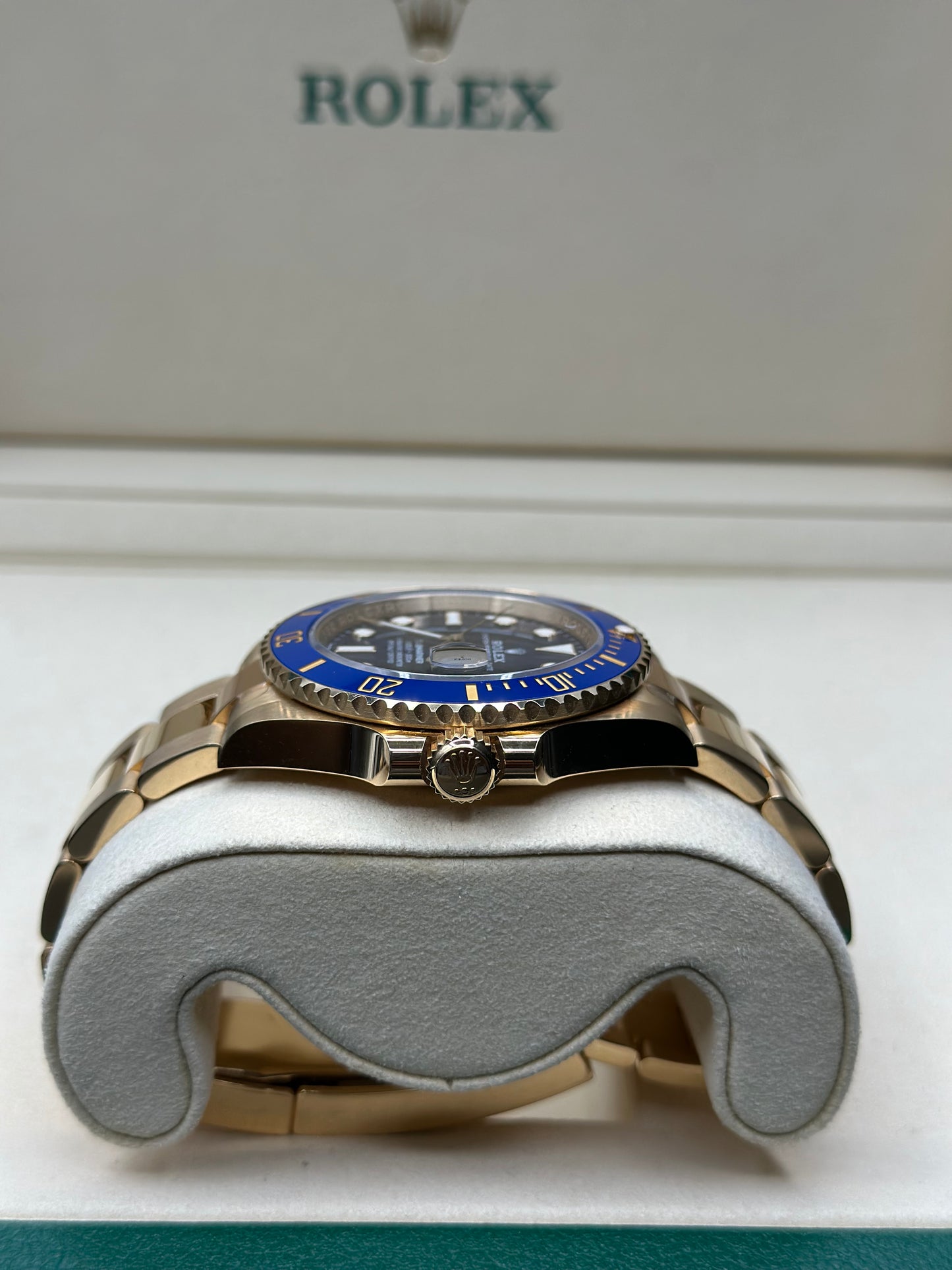 Rolex Submariner Blue Dial on Oyster 126618LB Papers 2024
