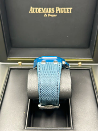 AUDEMARS PIGUET ROYAL OAK OFFSHORE BEIGE/IVORY TAPISSERIE PATTERN Dial on BLUE TEXTURED CALFSKIN 26420CD.OO.A029VE01 Papers 2026