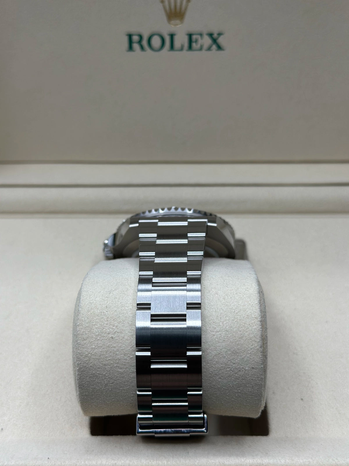 Rolex Submariner Black Dial on Oyster 126610LN Papers 2026