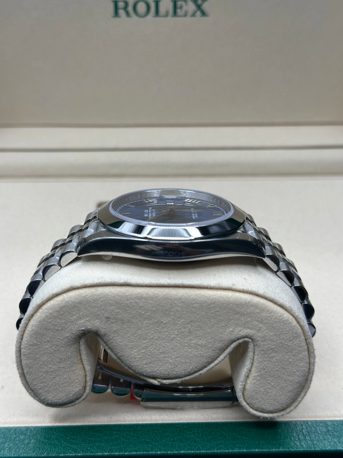 Rolex Datejust 41 Blue Roman Dial on Jubilee 126300 Complete 2026