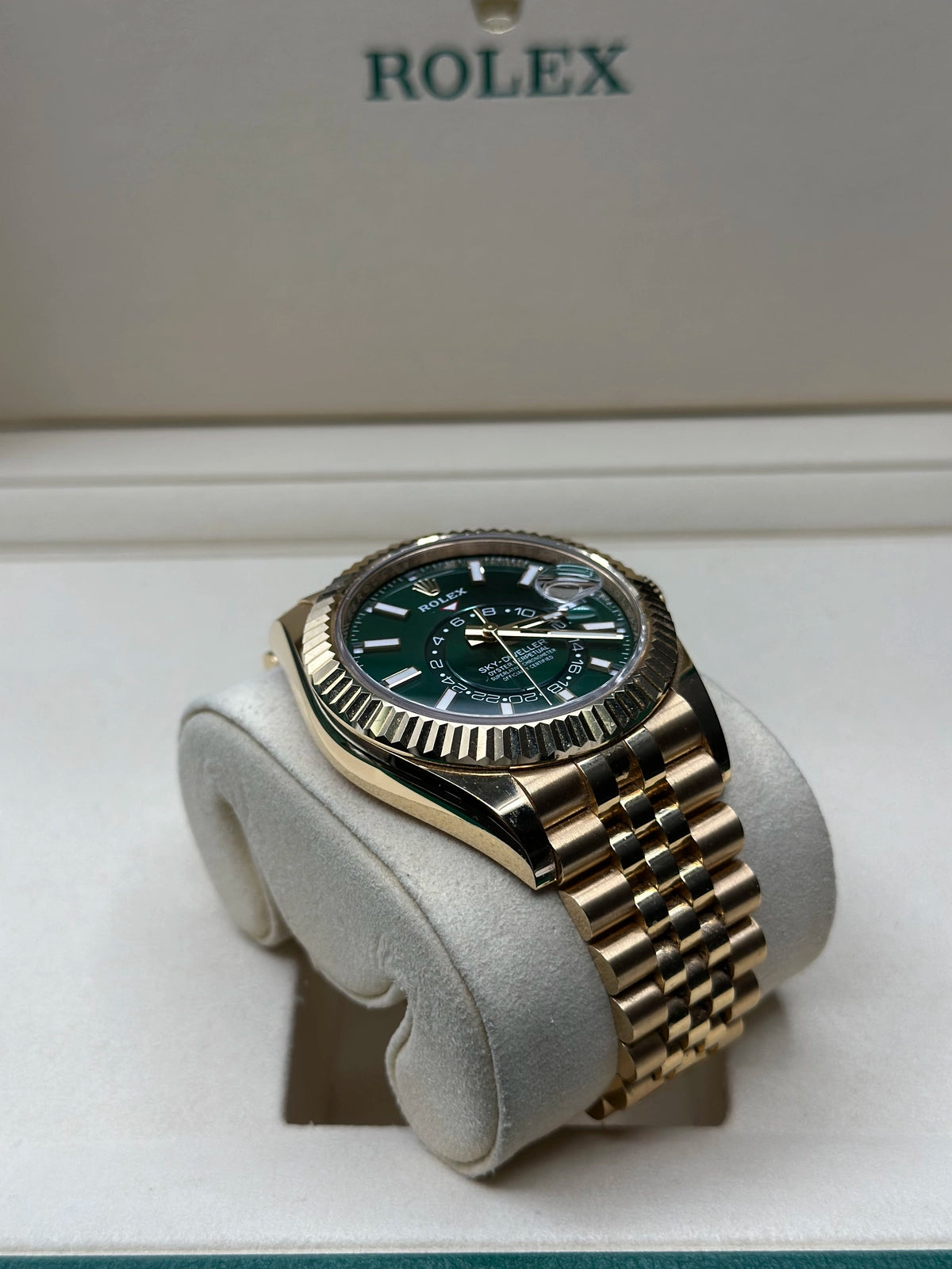 Rolex SkyDweller Green Index Dial on Jubilee 336938 Complete 2025