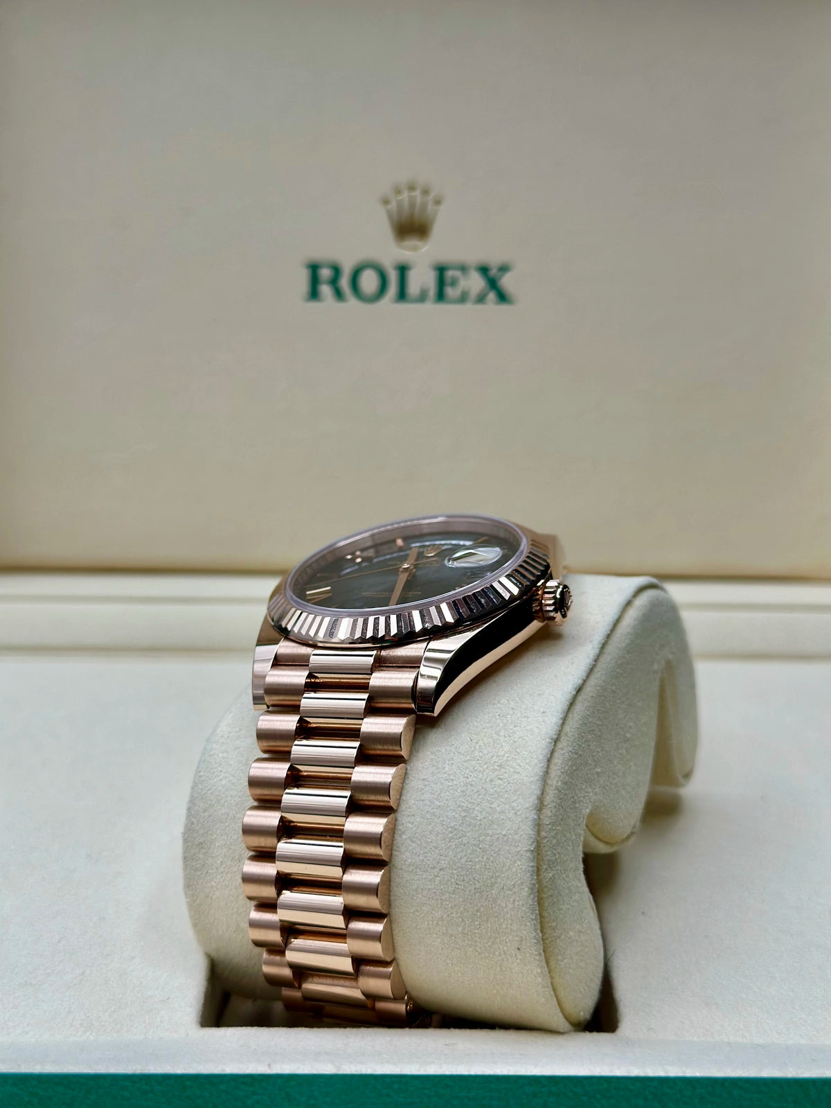 Rolex Day-Date 40 Slate Ombre Roman Dial on President 228235 Card 2025