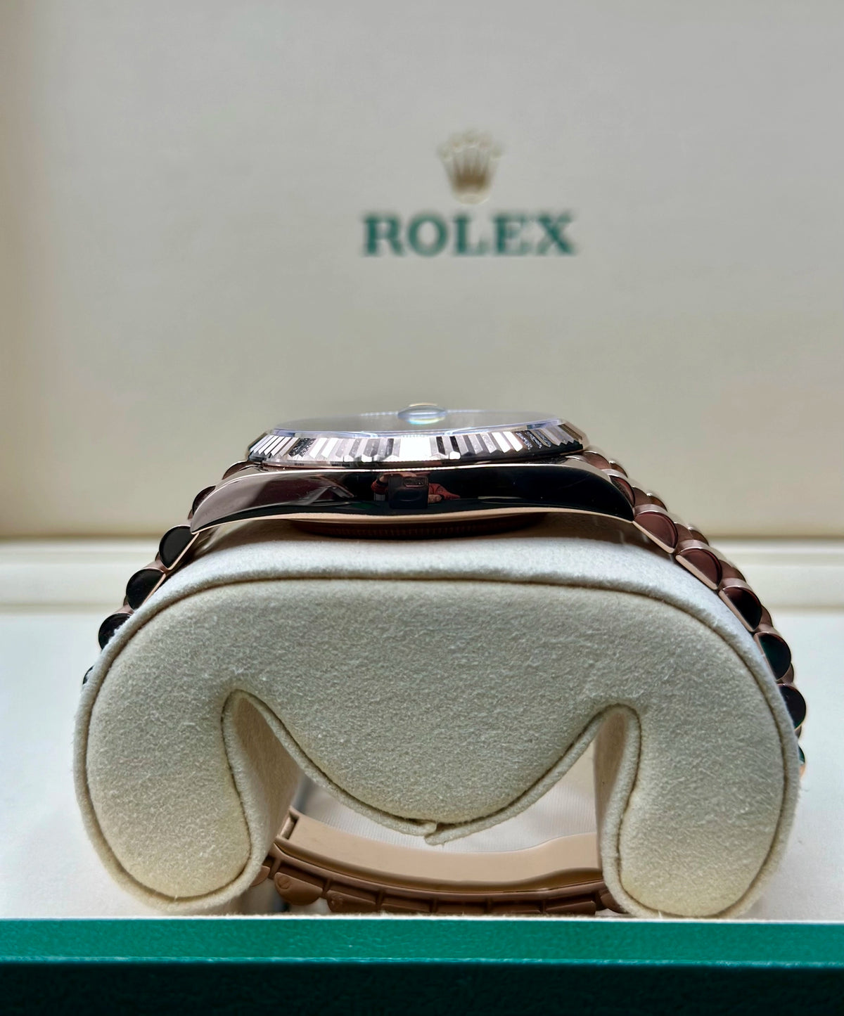 Rolex Day-Date 40 Slate Ombre Roman Dial on President 228235 Card 2025