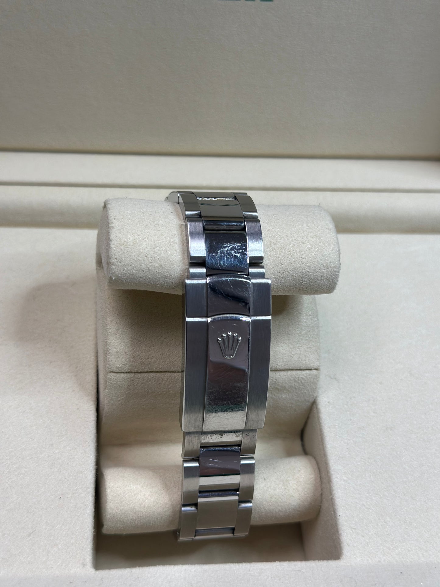 Rolex Datejust 41 Silver Index Dial on Oyster 126334 Papers 2021