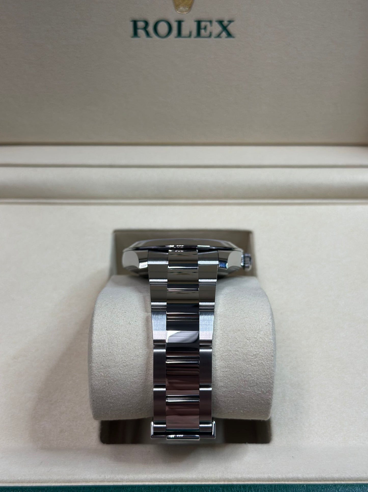 Rolex Datejust 41 White Roman Dial on Oyster 126300 Papers 2026