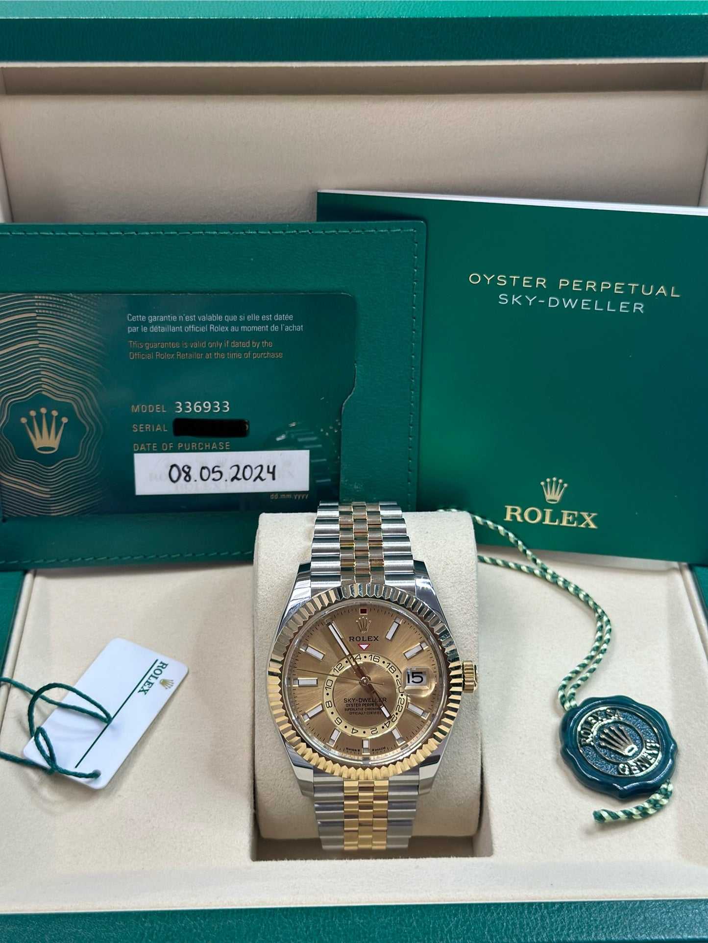 Rolex SkyDweller Champagne Index Dial on Jubilee 336933 Papers 2024