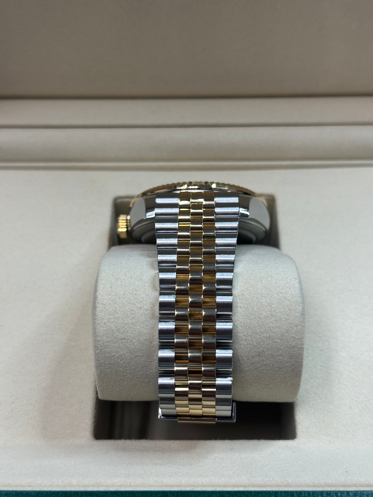 Rolex SkyDweller Champagne Index Dial on Jubilee 336933 Papers 2024