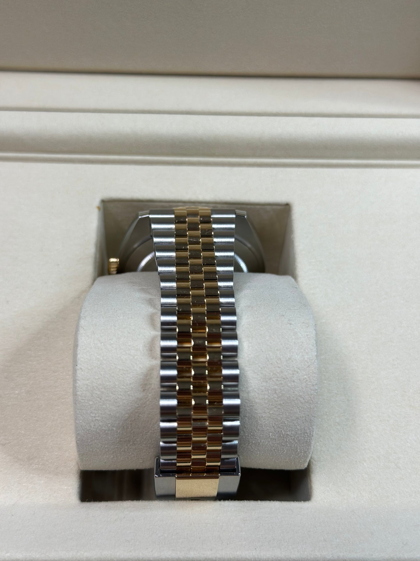 Rolex Datejust 41 Champagne Index Dial on Jubilee 126333 Papers 2026
