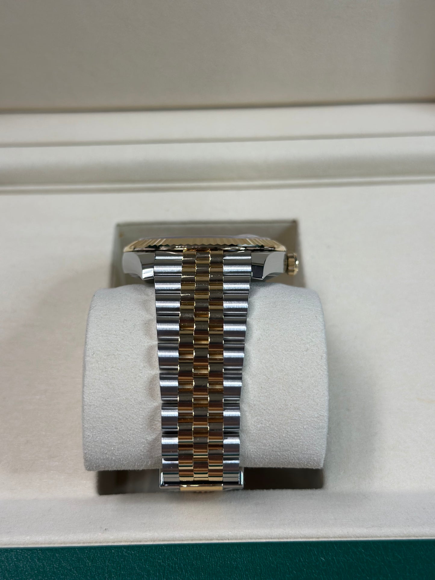 Rolex Datejust 41 Black Index Dial on Jubilee 126333 Papers 2026