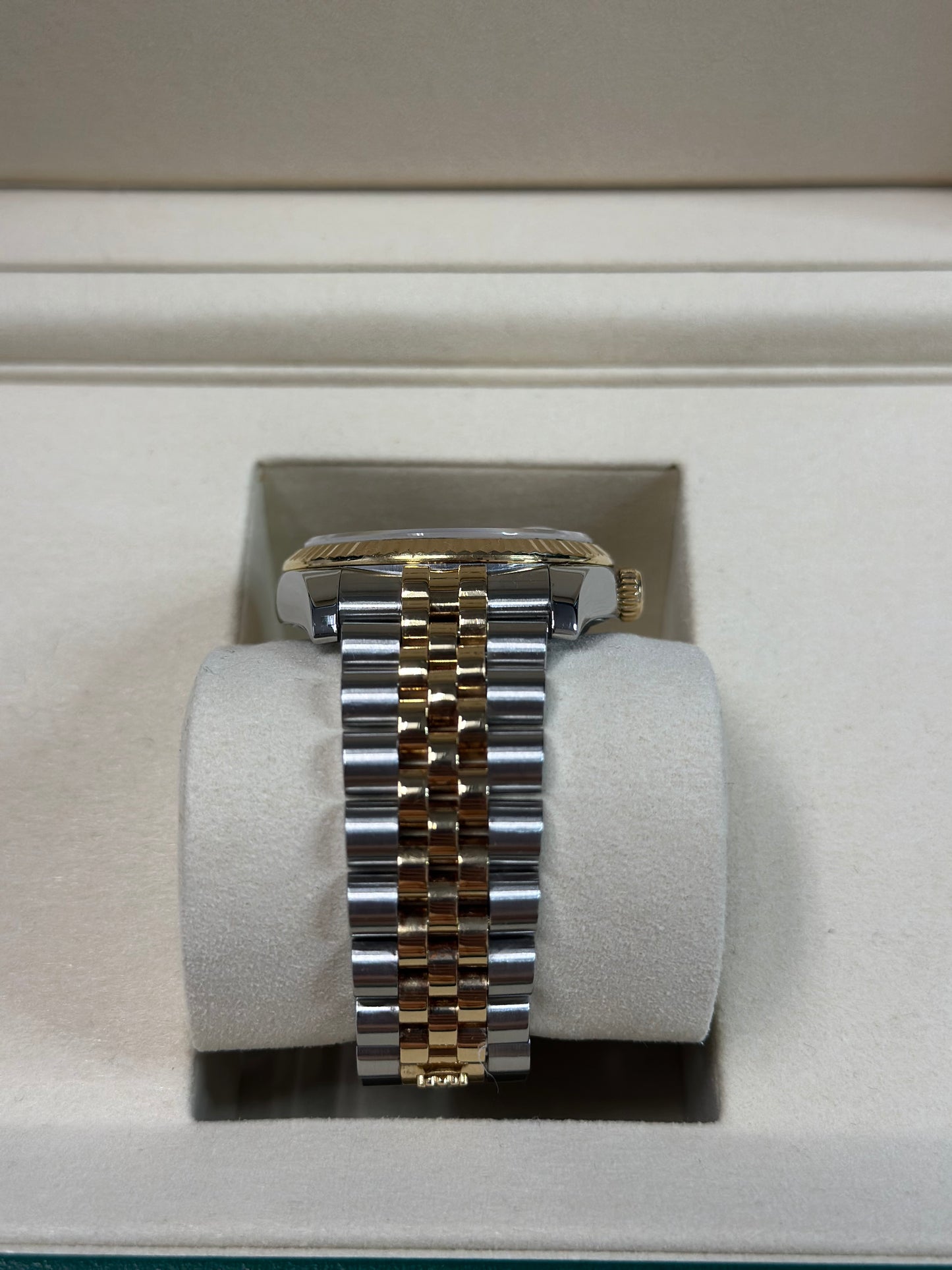 Rolex Datejust 36 Champagne Diamonds Dial on Jubilee 116233 Papers 2008