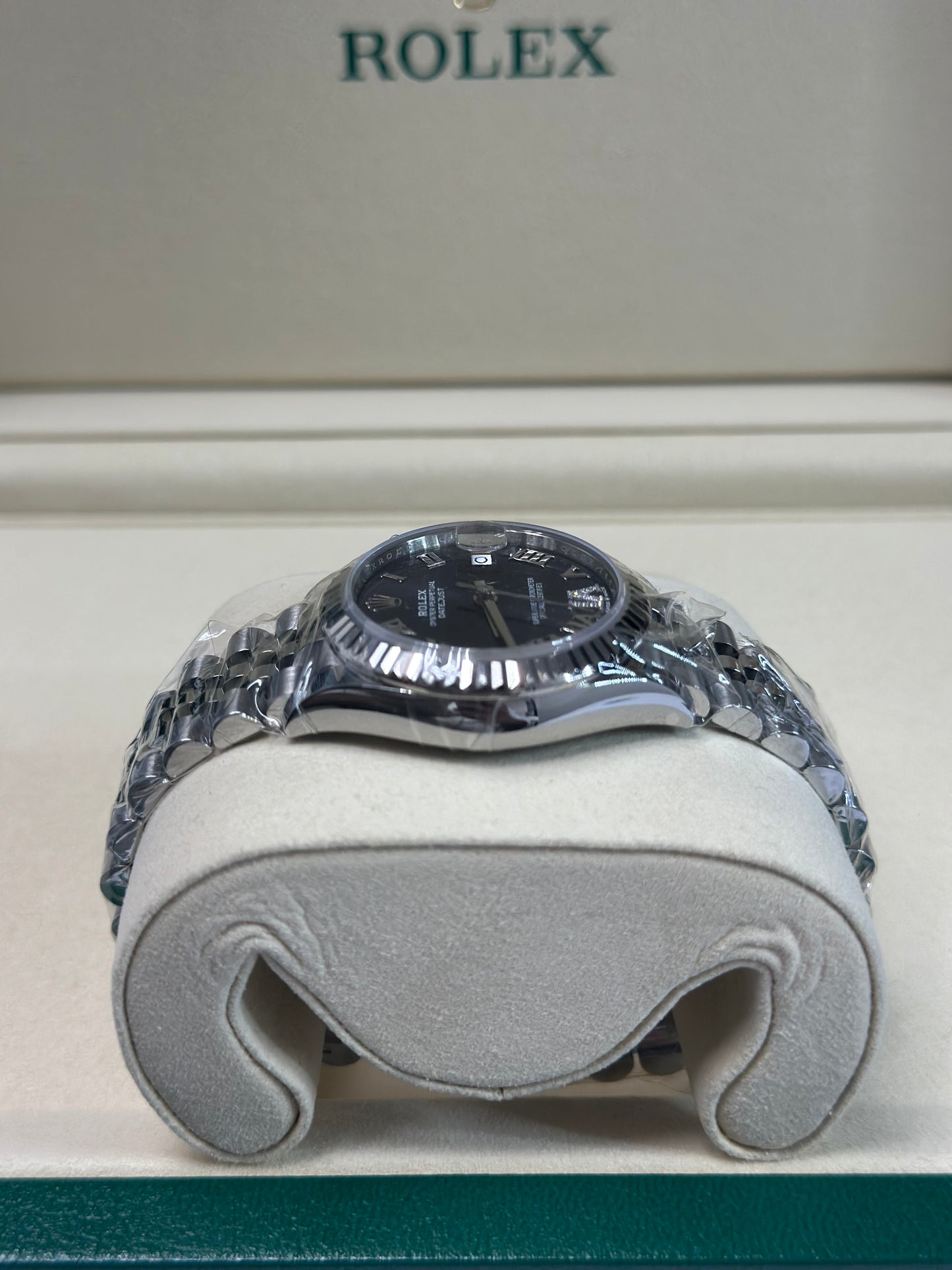 Rolex Datejust 31 Aubergine Roman Diamond 6 Dial on Jubilee 278274 Papers 2026