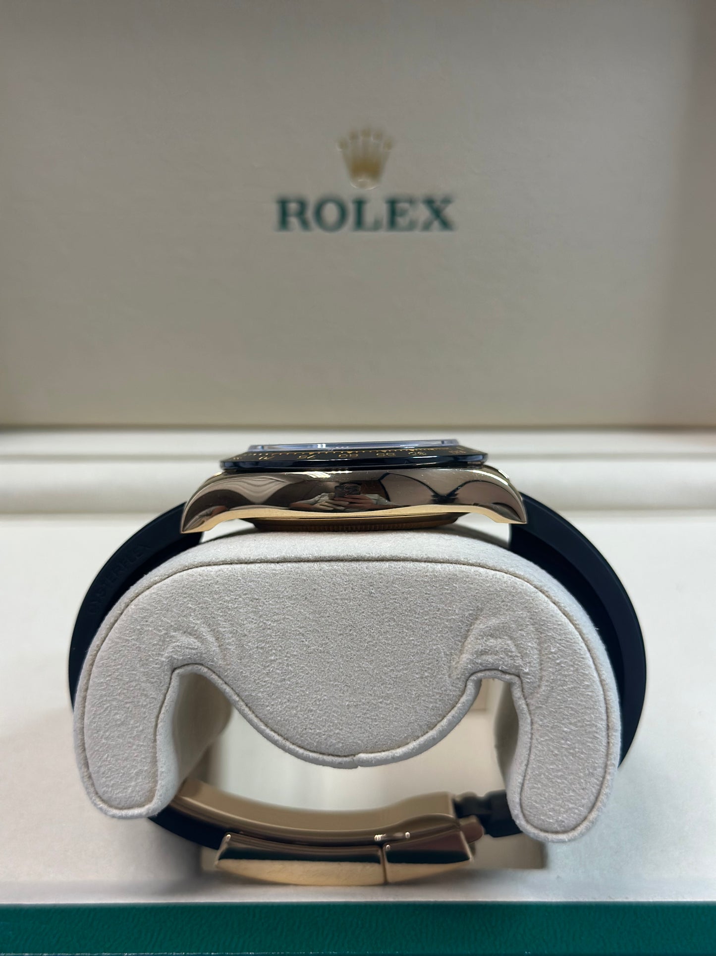Rolex Daytona Champagne And Index Dial on Oysterflex 116518LN Papers 2018