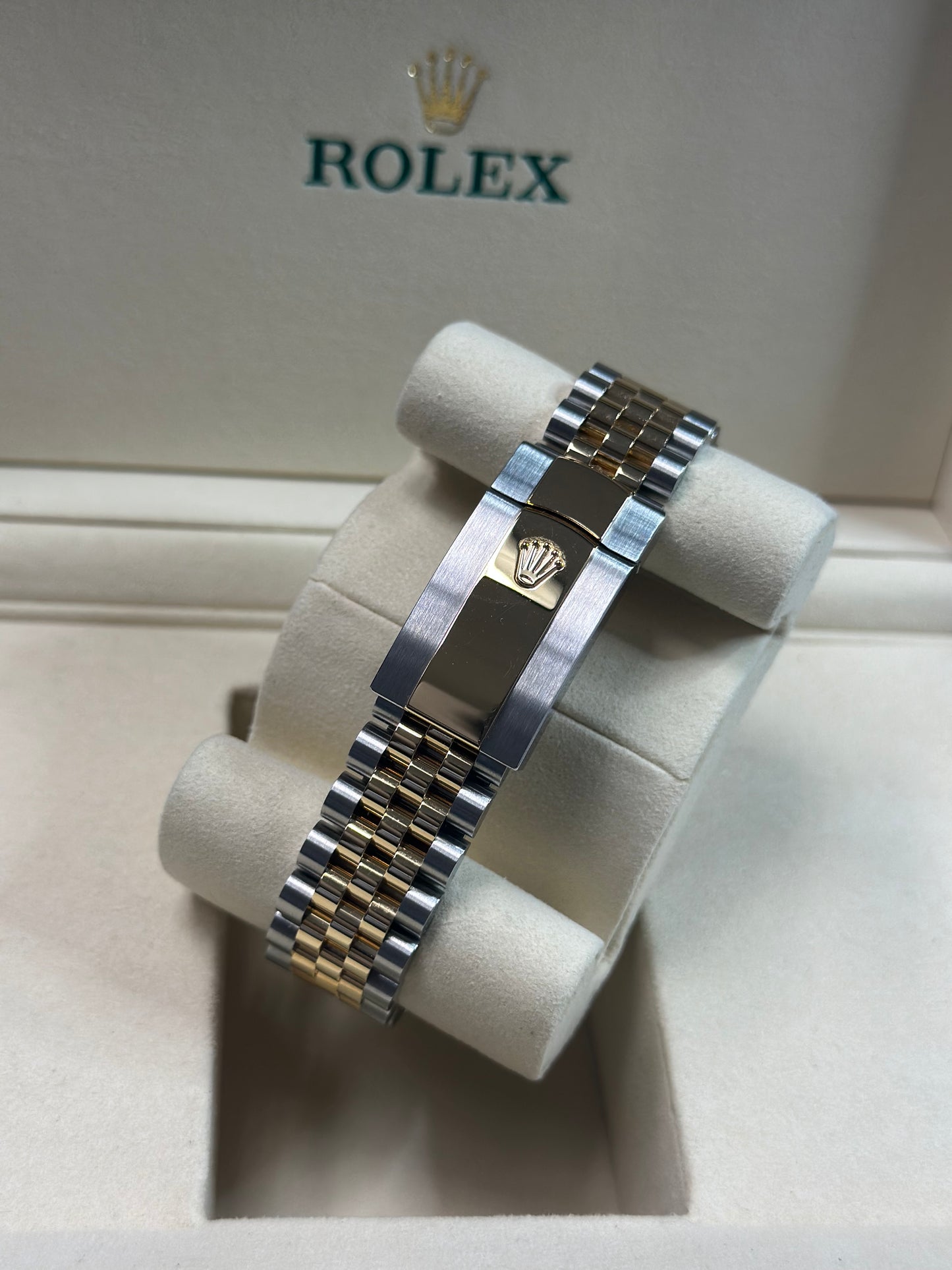Rolex Datejust 36 SILVER Roman diamond six & nine Dial on Jubilee 126233 Papers 2026