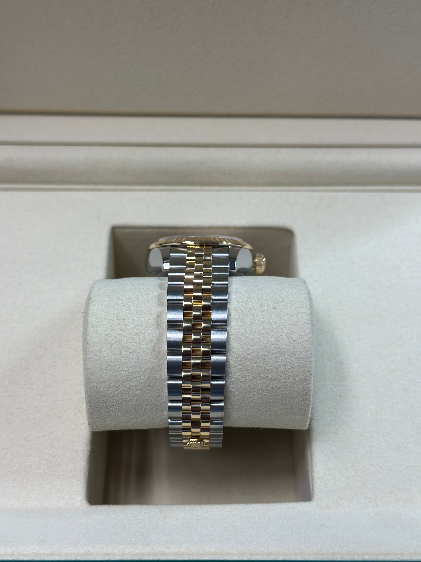 Rolex Datejust Lady Champagne Diamond Dial on Jubilee 279173 Papers 2026