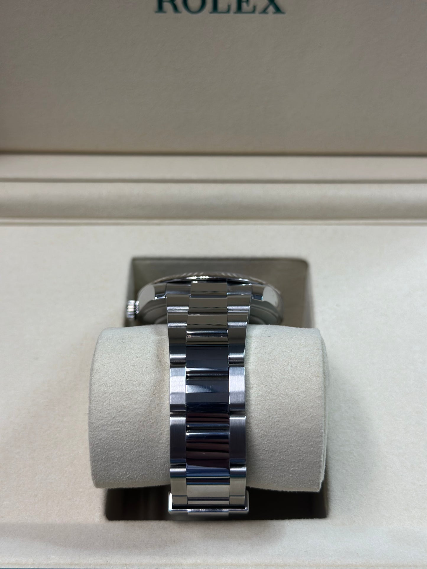 Rolex Datejust 41 Blue Index Dial on Oyster 126334 Papers 2023
