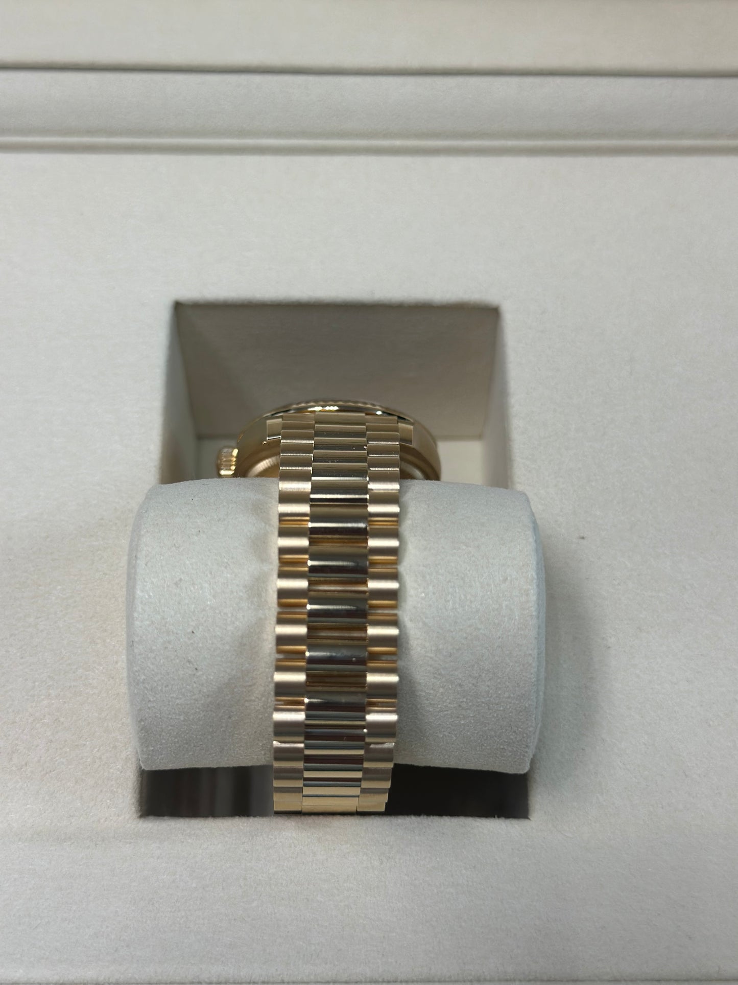 Rolex Datejust 31 Red Ombre Dial on President 278278 Papers 2026