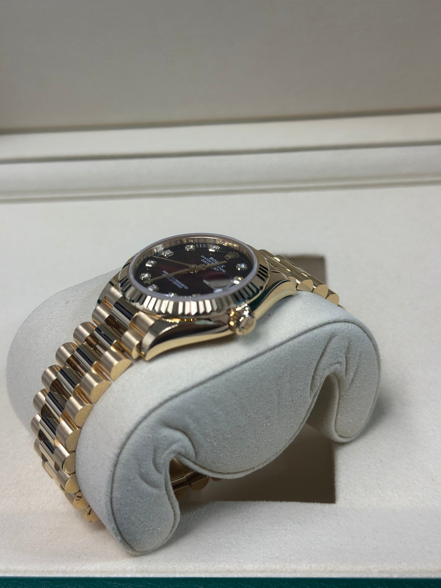 Rolex Datejust 31 Red Ombre Dial on President 278278 Papers 2026