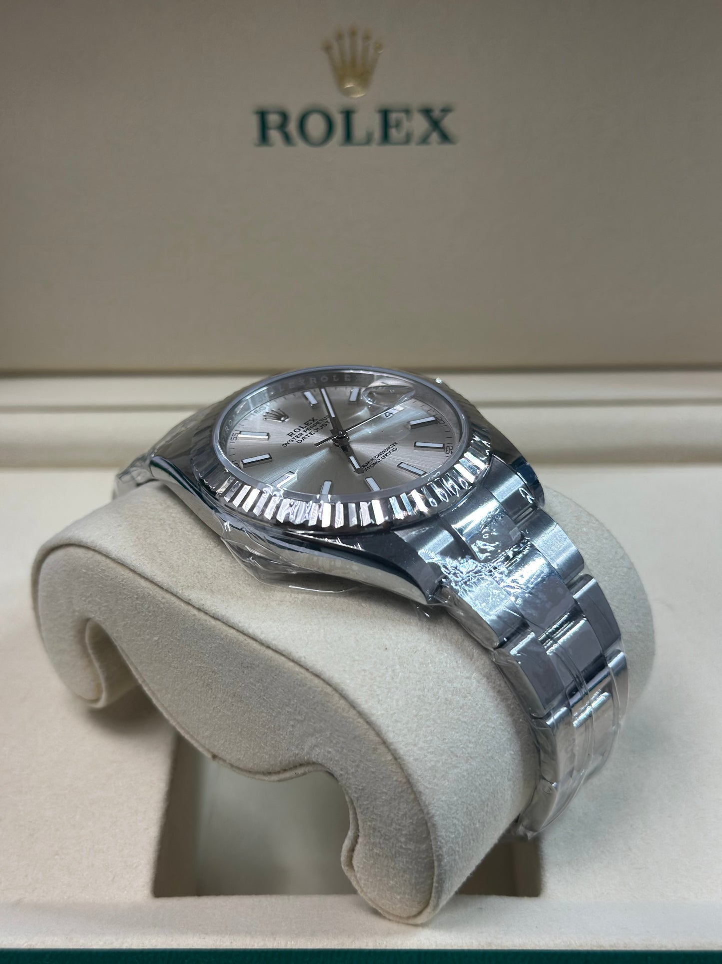 Rolex Datejust 41 Silver Index Dial on Oyster 126334 Papers 2026