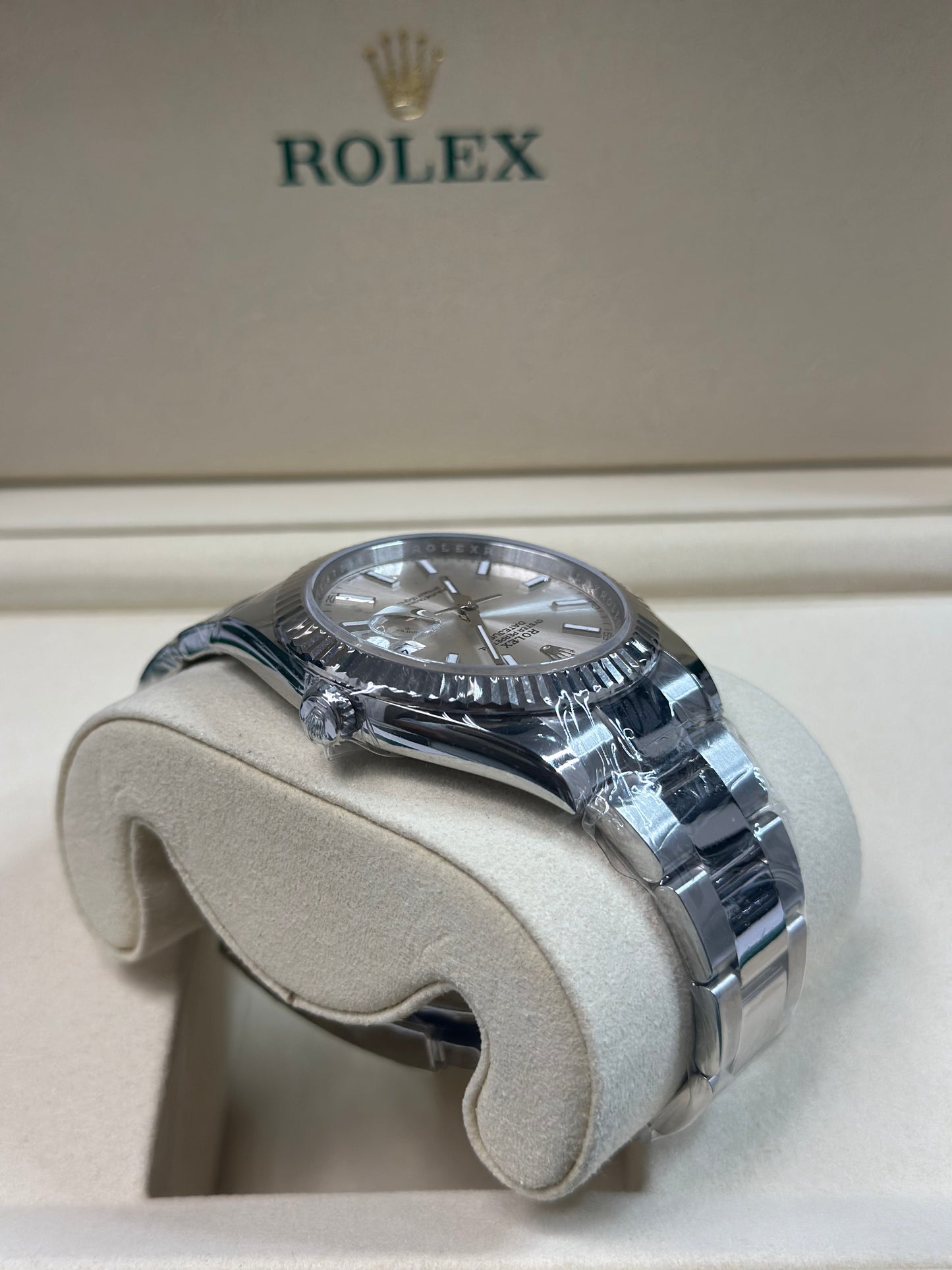 Rolex Datejust 41 Silver Index Dial on Oyster 126334 Papers 2026