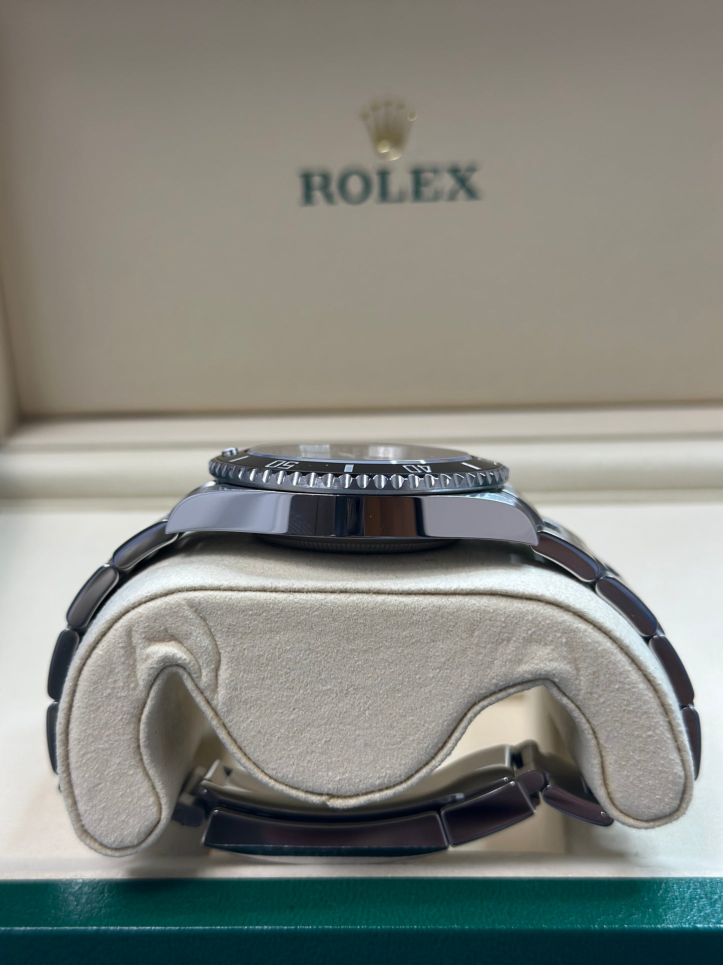 Rolex Submariner No-Date Black Dial on Oyster 124060 Papers 2025