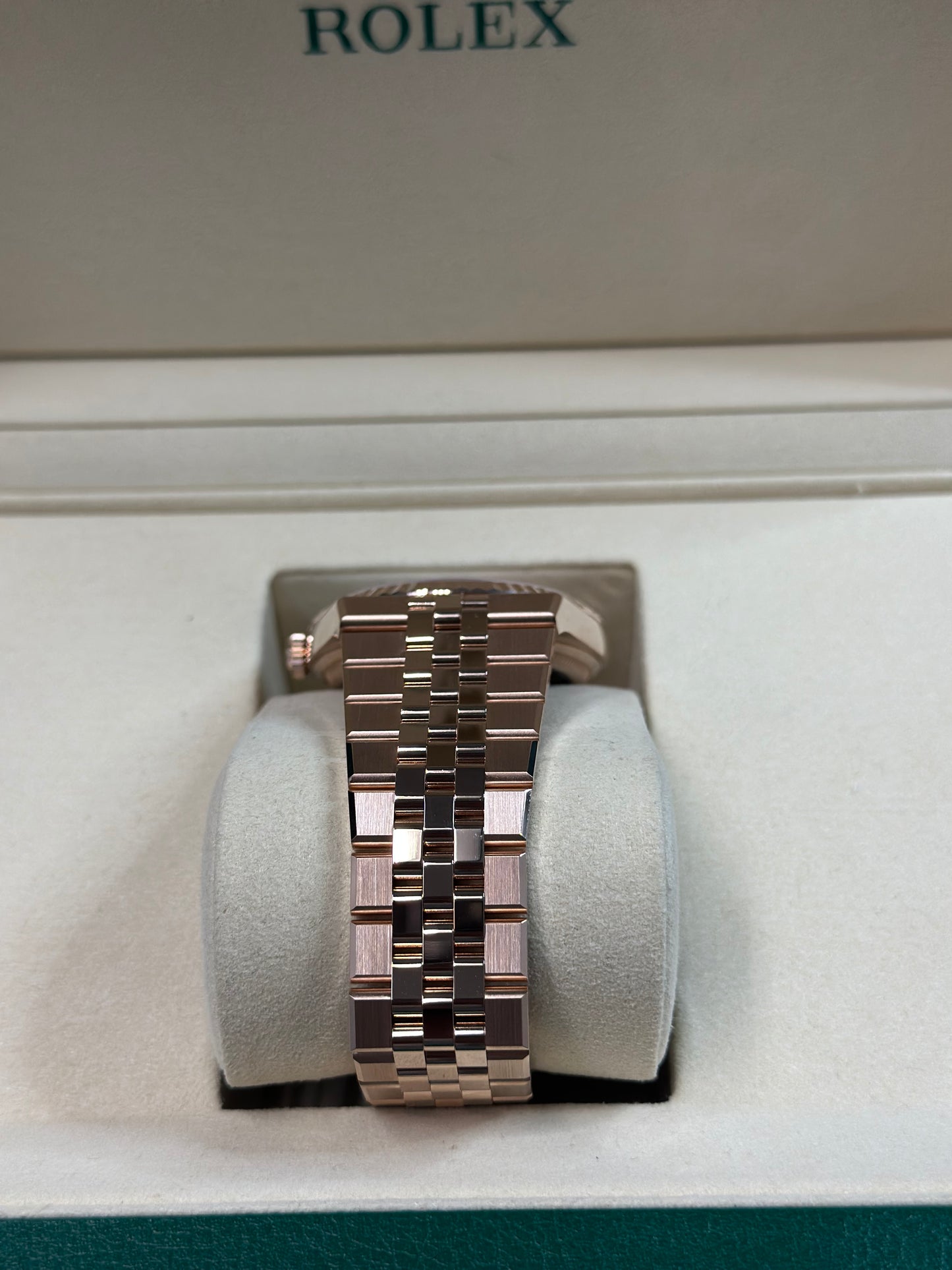 Rolex Land-Dweller 40 White Honeycomb Dial on Flat Jubilee 127335 Papers 2026