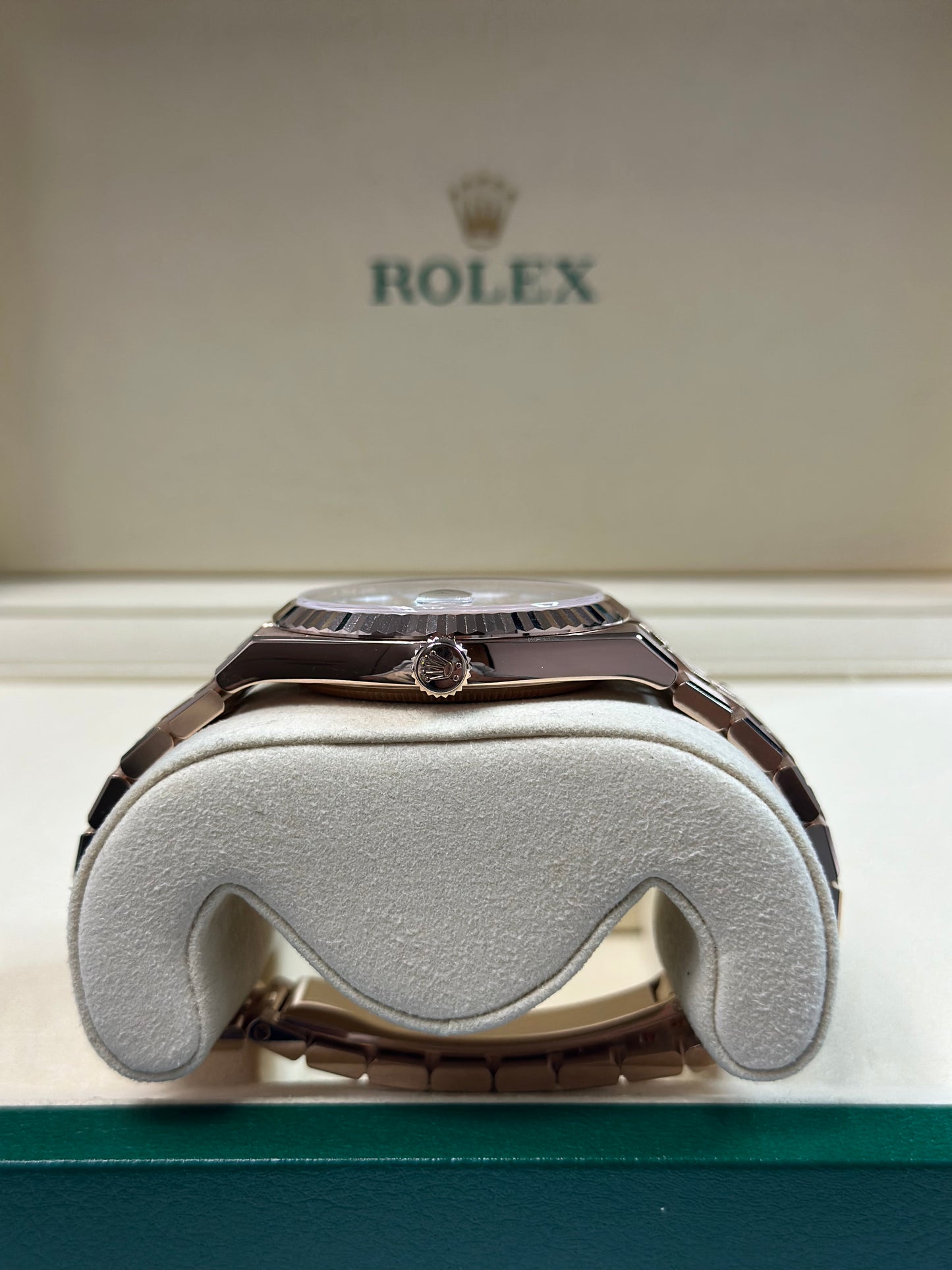 Rolex Land-Dweller 40 White Honeycomb Dial on Flat Jubilee 127335 Papers 2026
