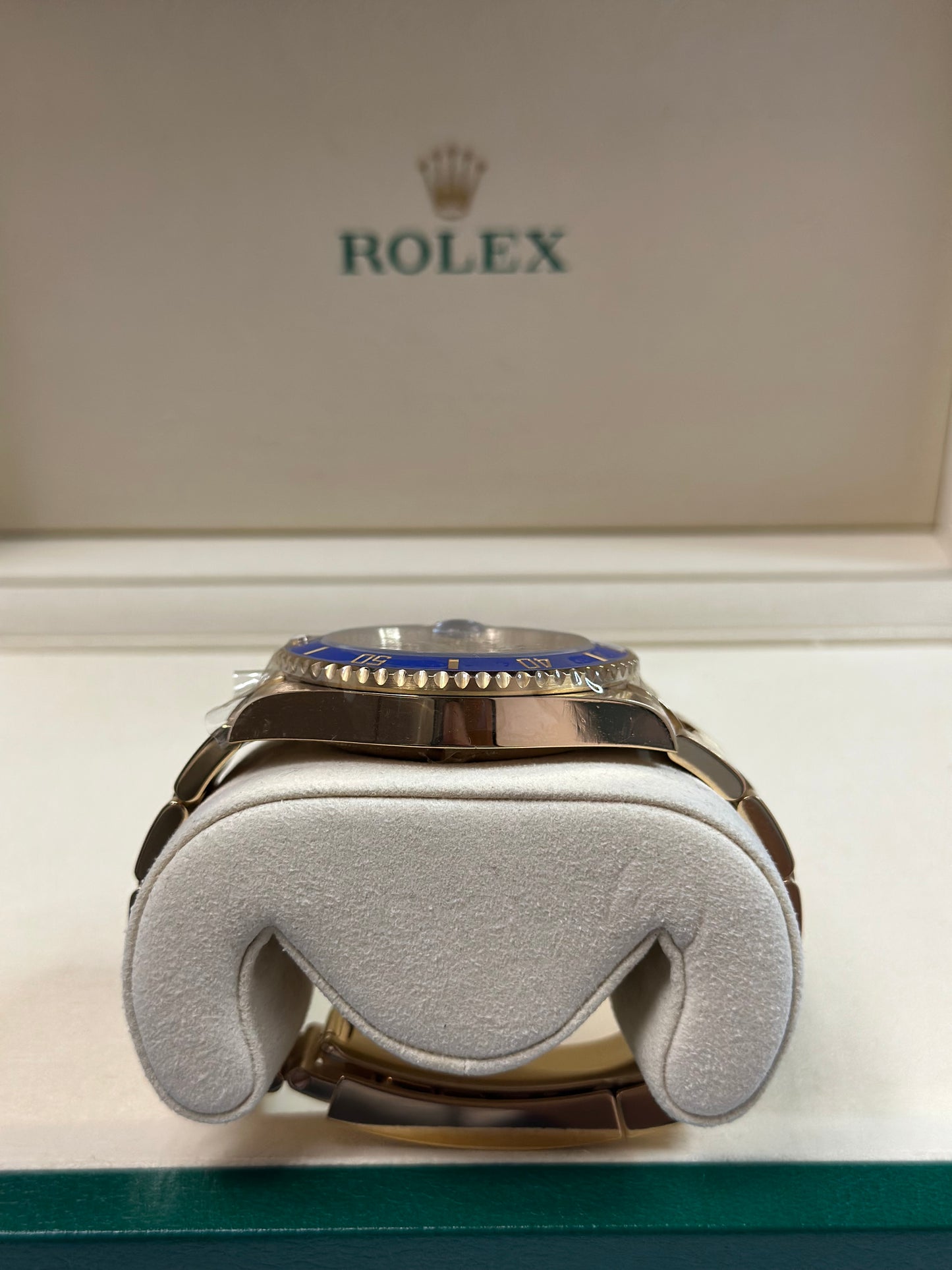 Rolex Submariner Blue Dial on Oyster 126618LB Papers 2025
