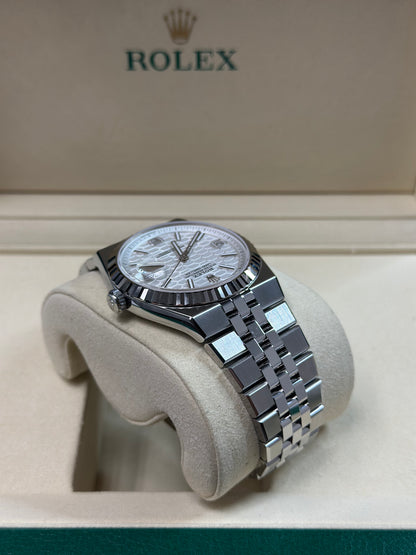 Rolex Land-Dweller 40 White Honeycomb Dial on Flat Jubilee 127334 Papers 2026