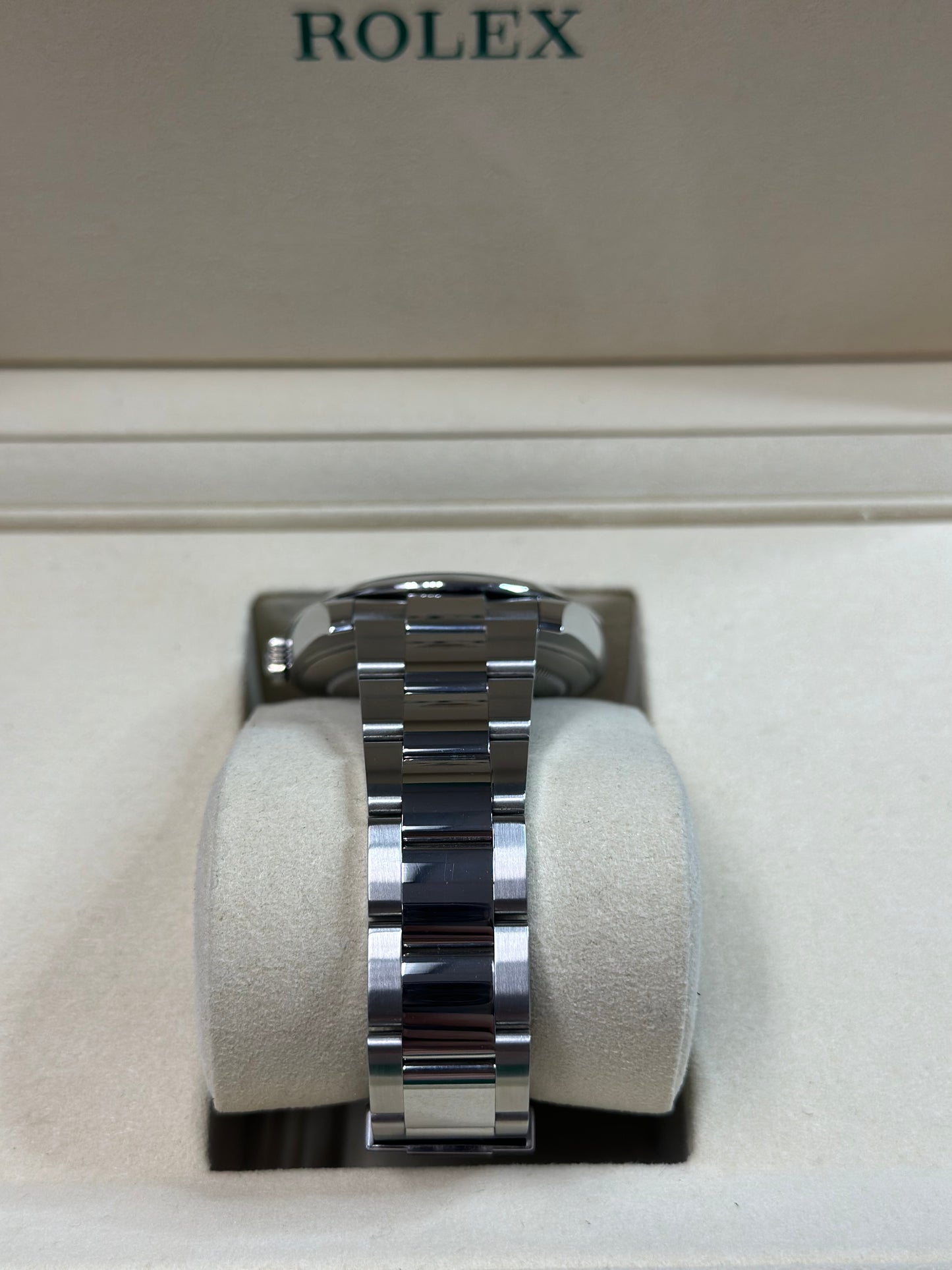 Rolex Datejust 41 Black Index Dial on Oyster 126300 Papers 2026